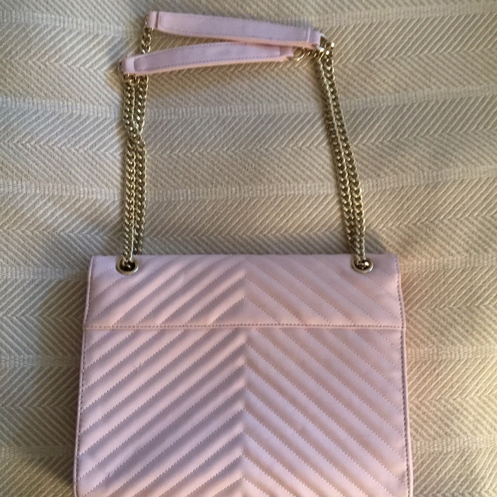 JustFab Quilted Chain Shoulder Bag - Picture 5 of 8